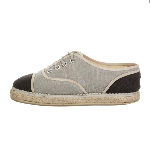 Chanel CC Espadrilles with Pearl - Picture 2 of 5